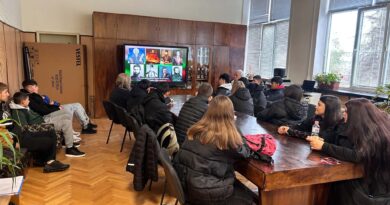 ПГССХВТ „Ангел Кънчев“ отбеляза Деня на народните будители ПГССХВТ „Ангел Кънчев“ отбеляза Деня на народните будители